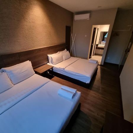 Miico Hotel @ Mount Austin Johor Bahru Dış mekan fotoğraf
