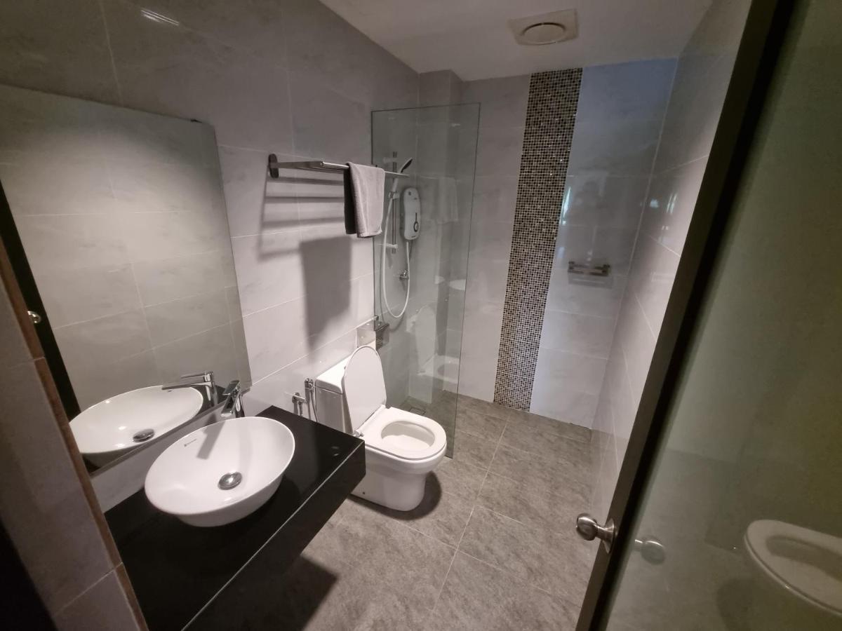 Miico Hotel @ Mount Austin Johor Bahru Dış mekan fotoğraf