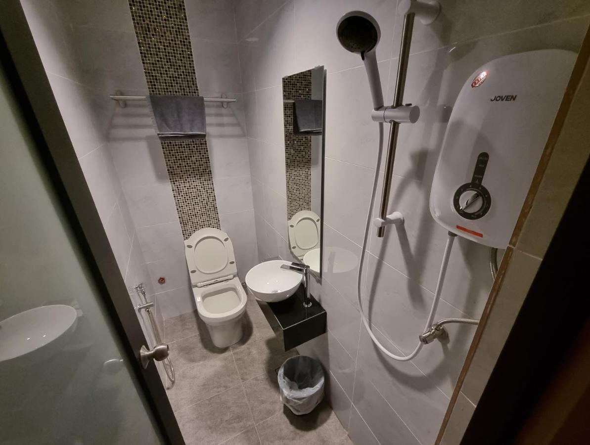 Miico Hotel @ Mount Austin Johor Bahru Dış mekan fotoğraf