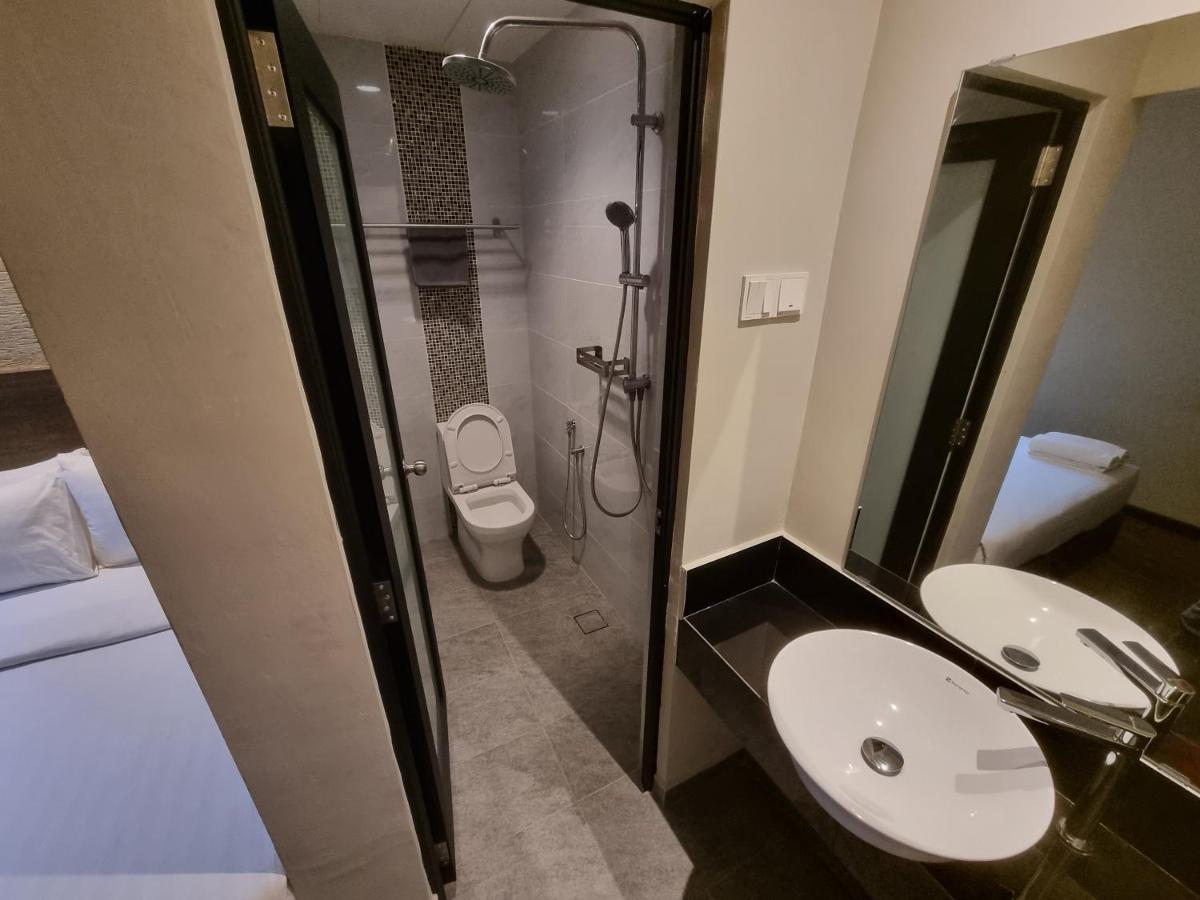 Miico Hotel @ Mount Austin Johor Bahru Dış mekan fotoğraf