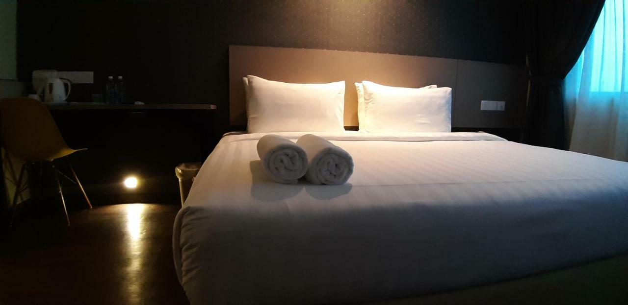 Miico Hotel @ Mount Austin Johor Bahru Dış mekan fotoğraf