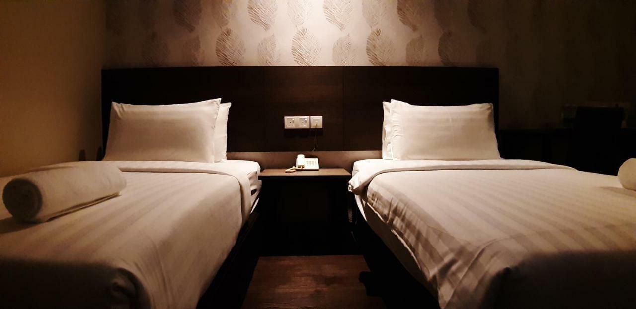 Miico Hotel @ Mount Austin Johor Bahru Dış mekan fotoğraf