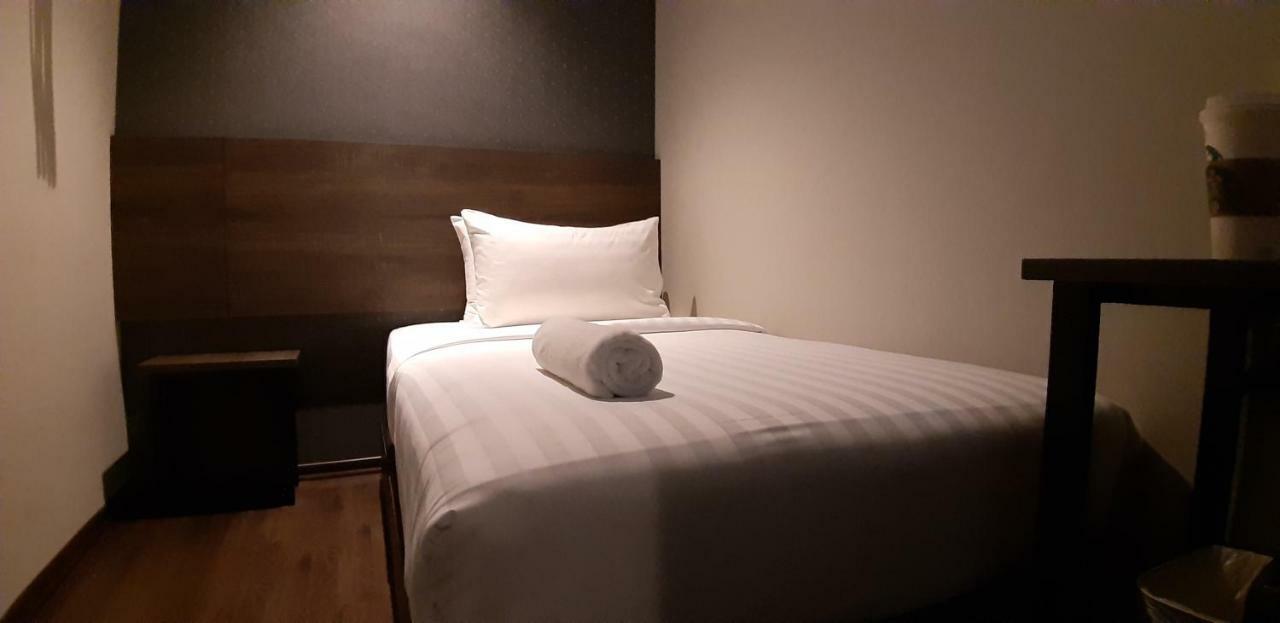 Miico Hotel @ Mount Austin Johor Bahru Dış mekan fotoğraf