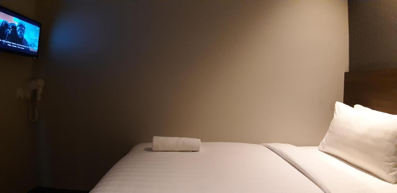 Miico Hotel @ Mount Austin Johor Bahru Dış mekan fotoğraf