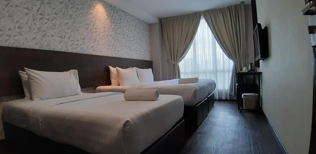 Miico Hotel @ Mount Austin Johor Bahru Dış mekan fotoğraf